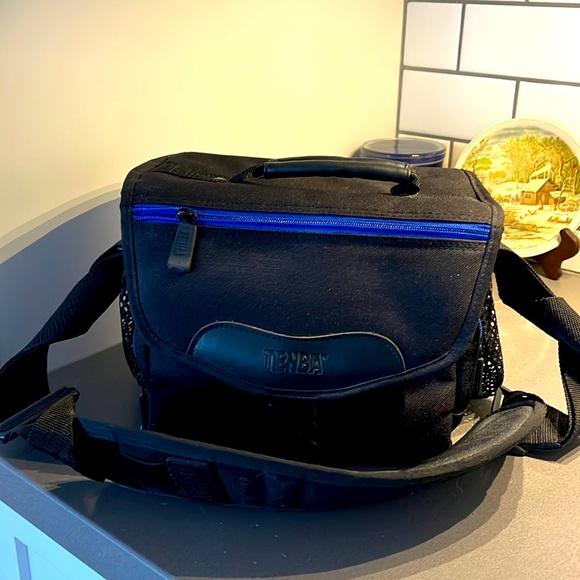 Tenba SLR Camera Bag - Picture 1 of 3